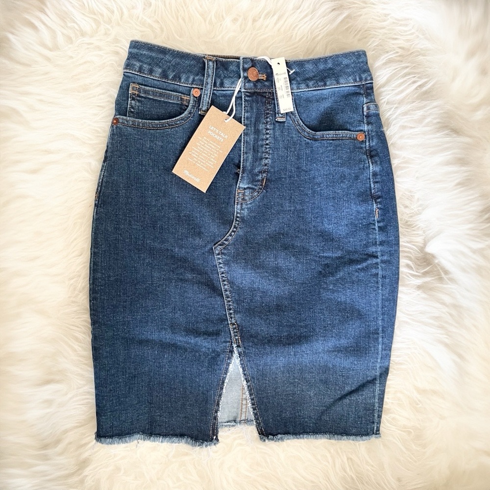 Madewell Stretch Denim Pegged Cutout Skirt in Bellhaven Wash
